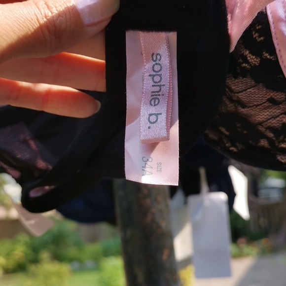 Sophie B. Lace Bra - Picture 8 of 9